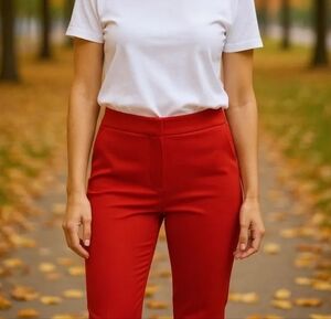Counterparts -NWOT Red Cropped Pants, Faux Front Pockets, 2 Back Pockets Size 8P